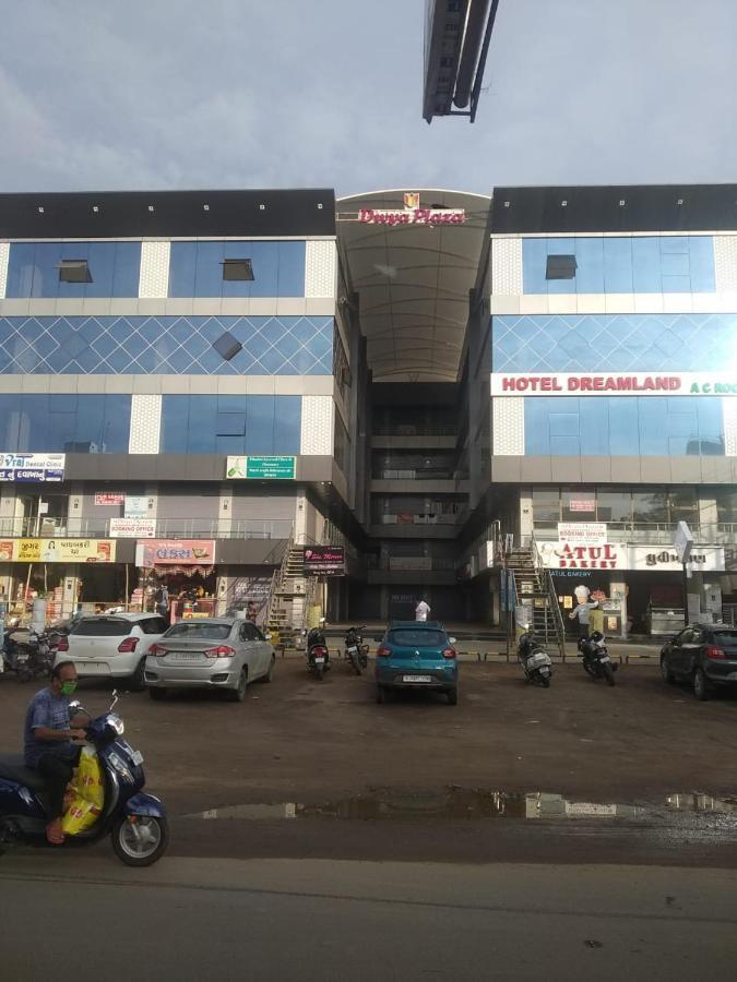 Hotel Dreamland Vadodara Exterior photo